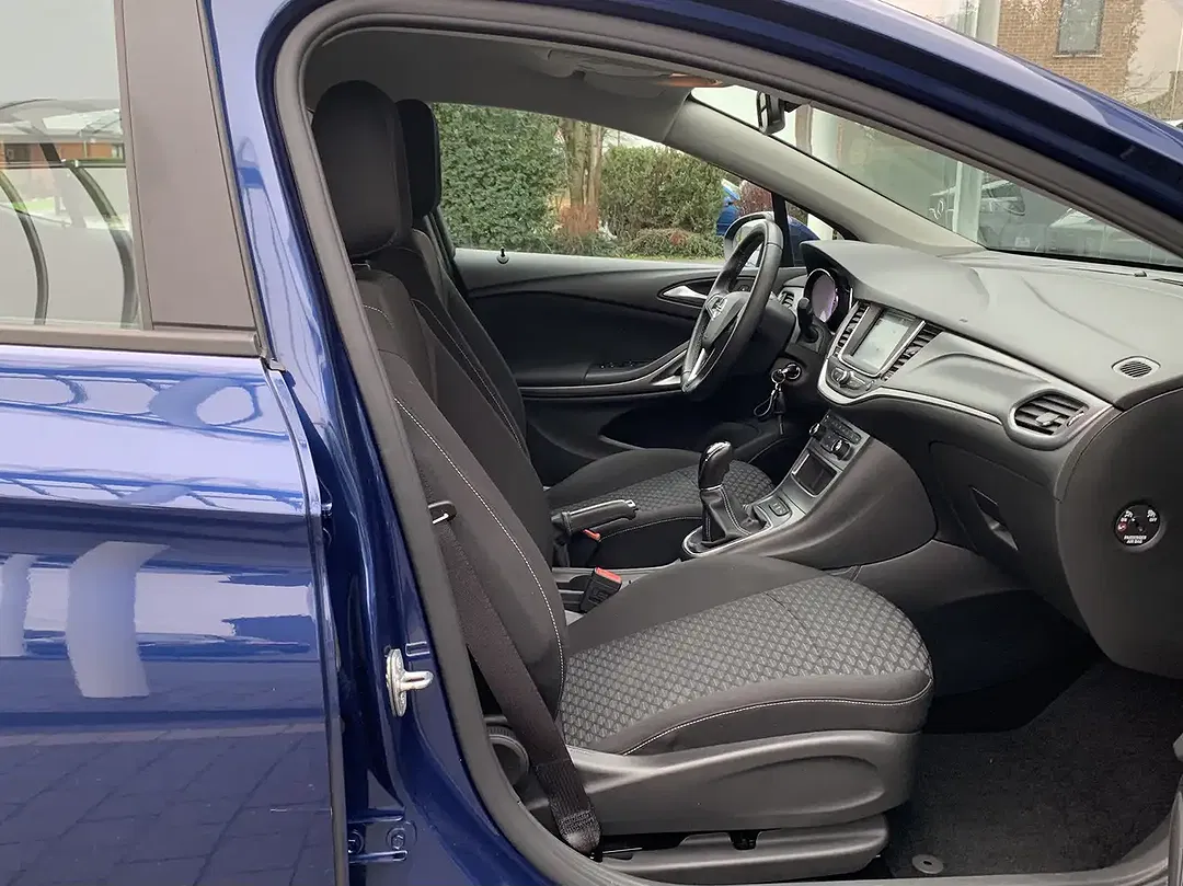 Opel Astra 1.2 Turbo - Thumbnail 14