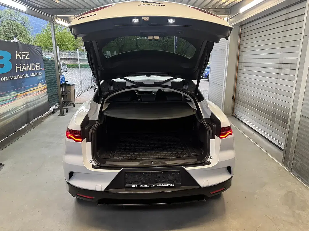 Jaguar I-Pace EV 4x4 Edition - Thumbnail 13