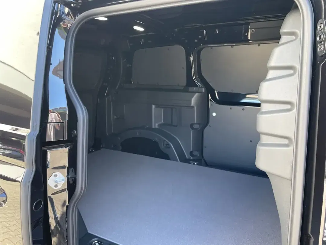 Volkswagen ID. Buzz Cargo 360 Cargo Pro 4Motion - Thumbnail 26