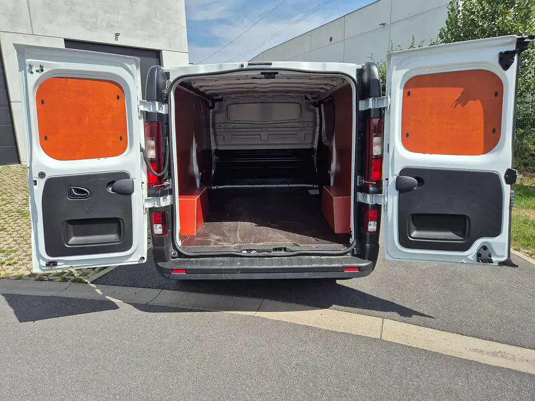 Renault Trafic L2H1 - Thumbnail 11
