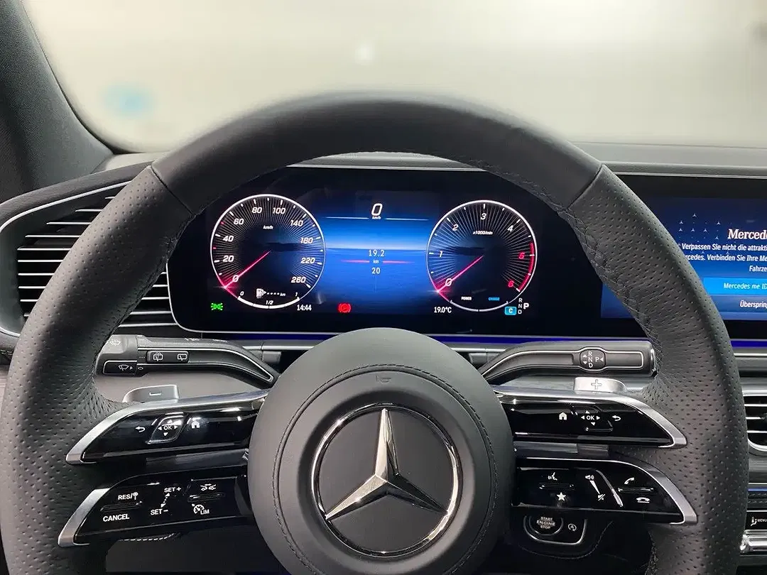 Mercedes-Benz GLS 450 4MATIC AMG - Thumbnail 9