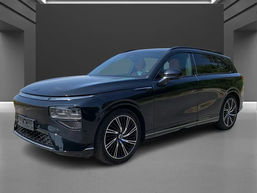 Xpeng G9 AWD Performance - foto 1