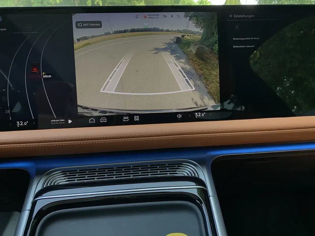 Xpeng G9 AWD Performance - Thumbnail 10