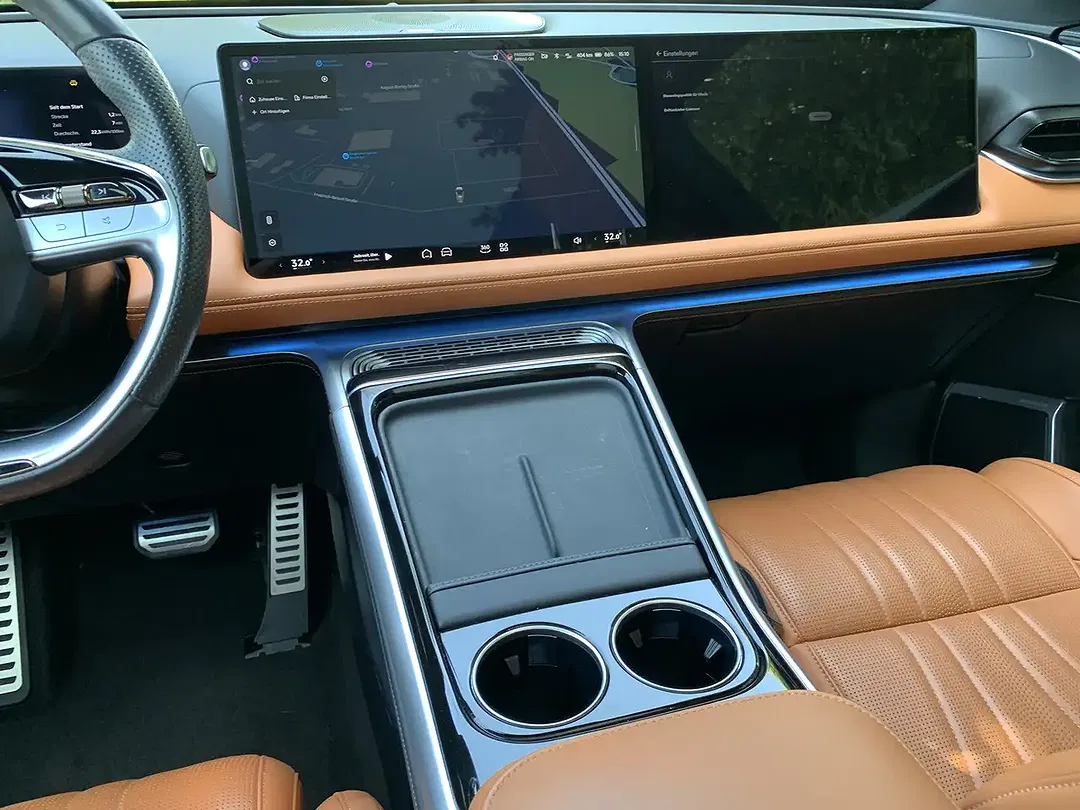 Xpeng G9 AWD Performance - Thumbnail 8