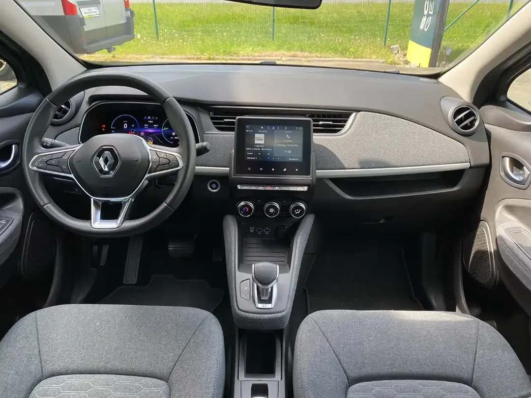Renault ZOE R110 Experience - Thumbnail 14