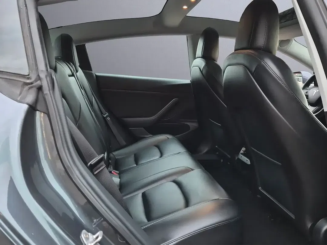 Tesla Model 3 RWD Standard Range Plus - Thumbnail 12