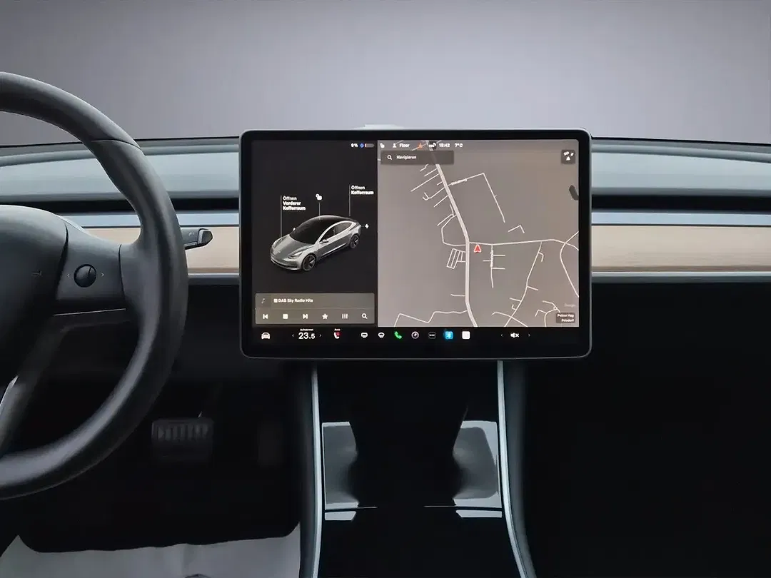 Tesla Model 3 RWD Standard Range Plus - foto 15