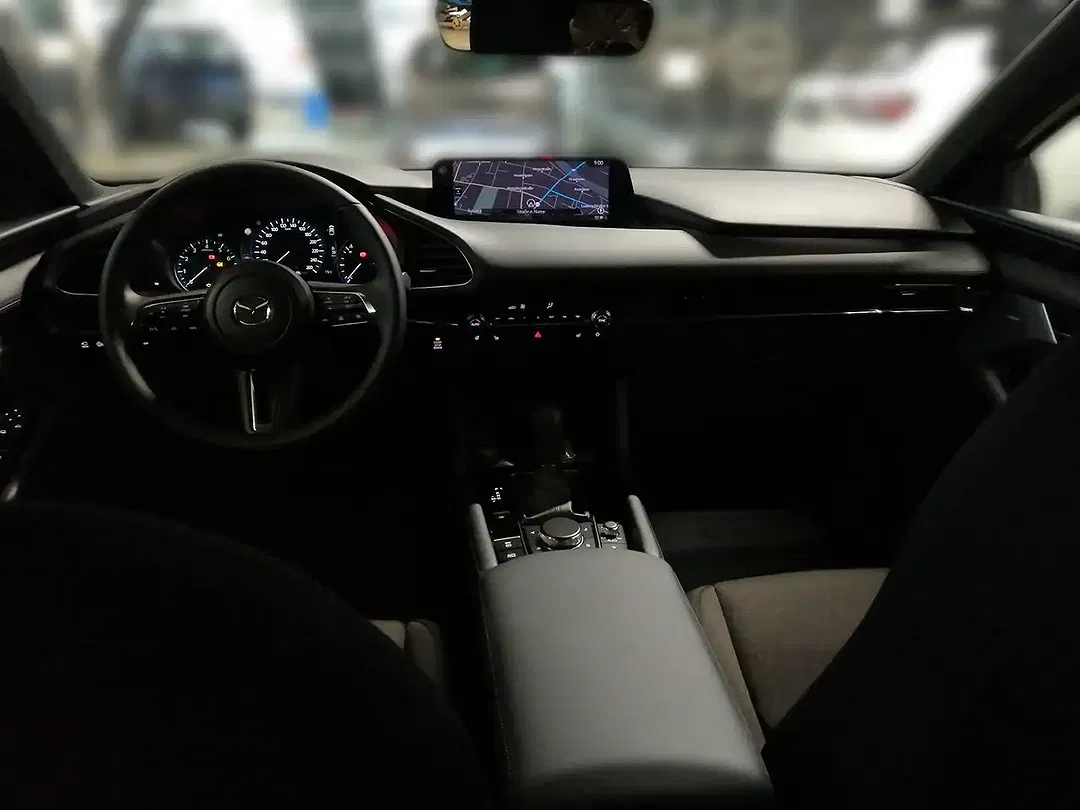 Mazda 3 Centre-Line - Thumbnail 9