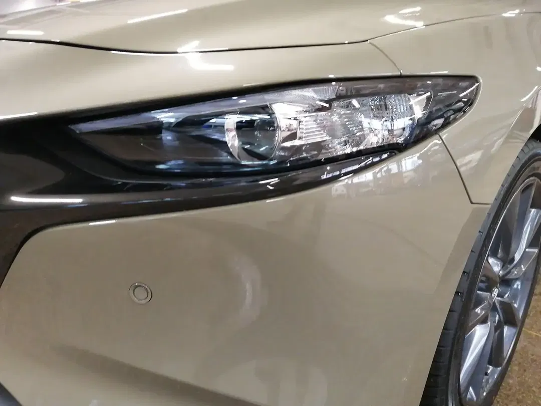 Mazda 3 Centre-Line - Thumbnail 3