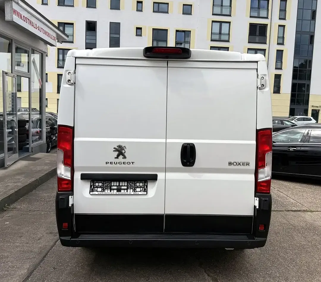 Peugeot Boxer 330 BlueHDi 120 L1H1 Premium - Thumbnail 4
