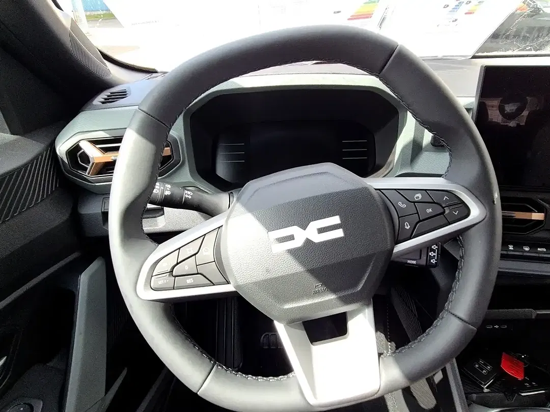 Dacia Duster TCe Extreme - Thumbnail 9