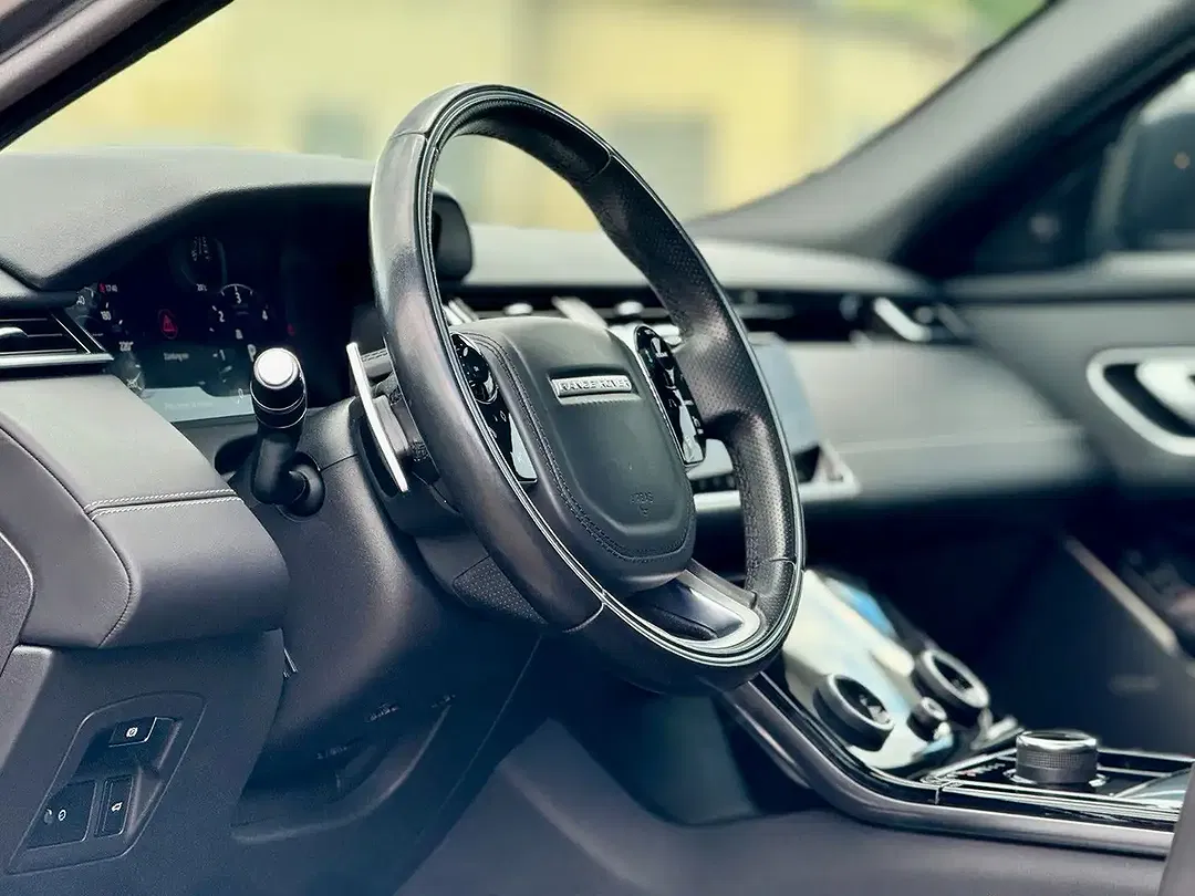 Land Rover Range Rover Velar 3.0 R-Dynamic HSE - Thumbnail 10