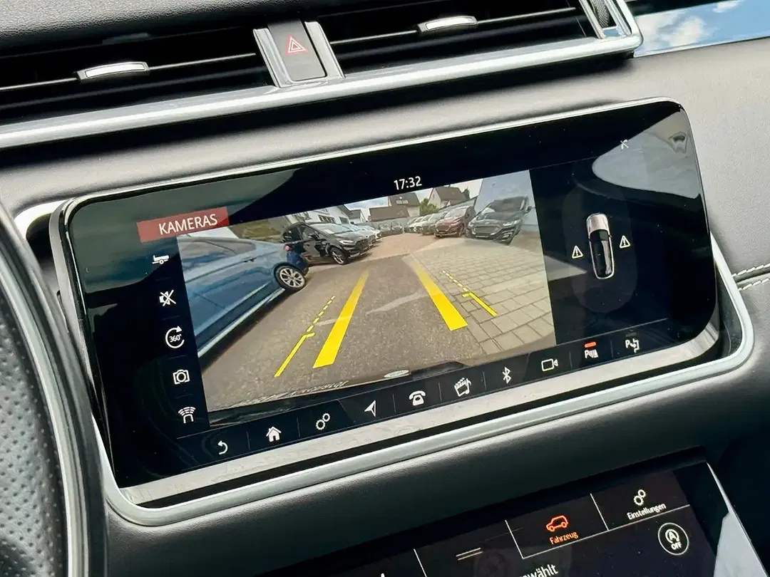 Land Rover Range Rover Velar 3.0 R-Dynamic HSE - Thumbnail 13