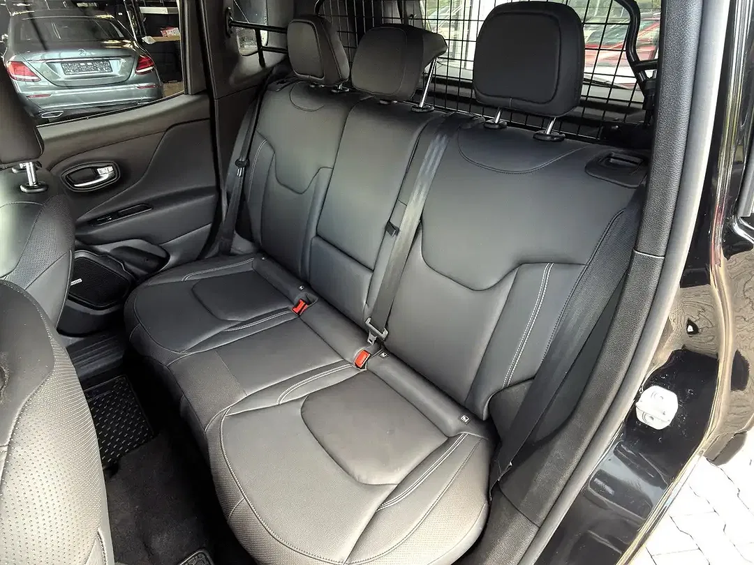 Jeep Renegade Limited - Thumbnail 25