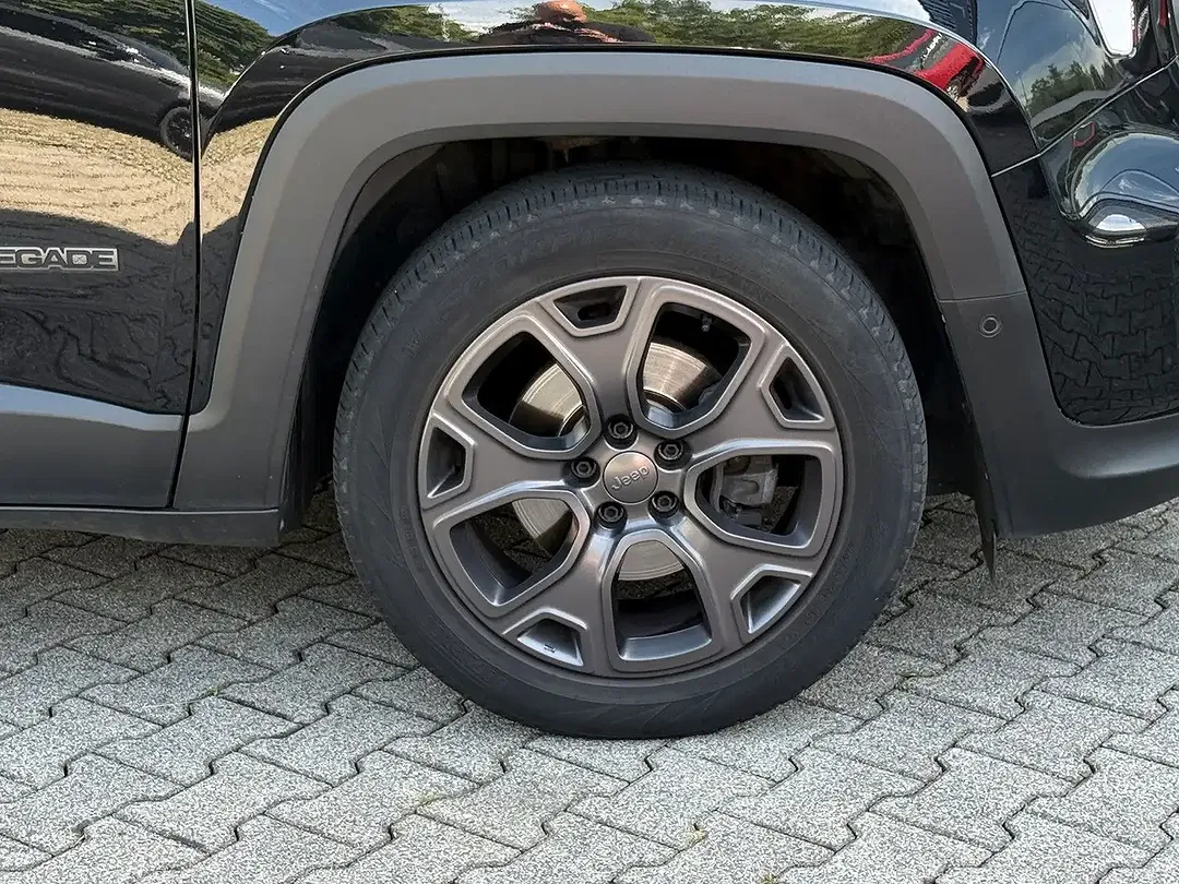 Jeep Renegade Limited - Thumbnail 33