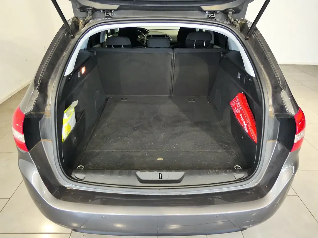 Peugeot 308 Active Pack SW - Thumbnail 9