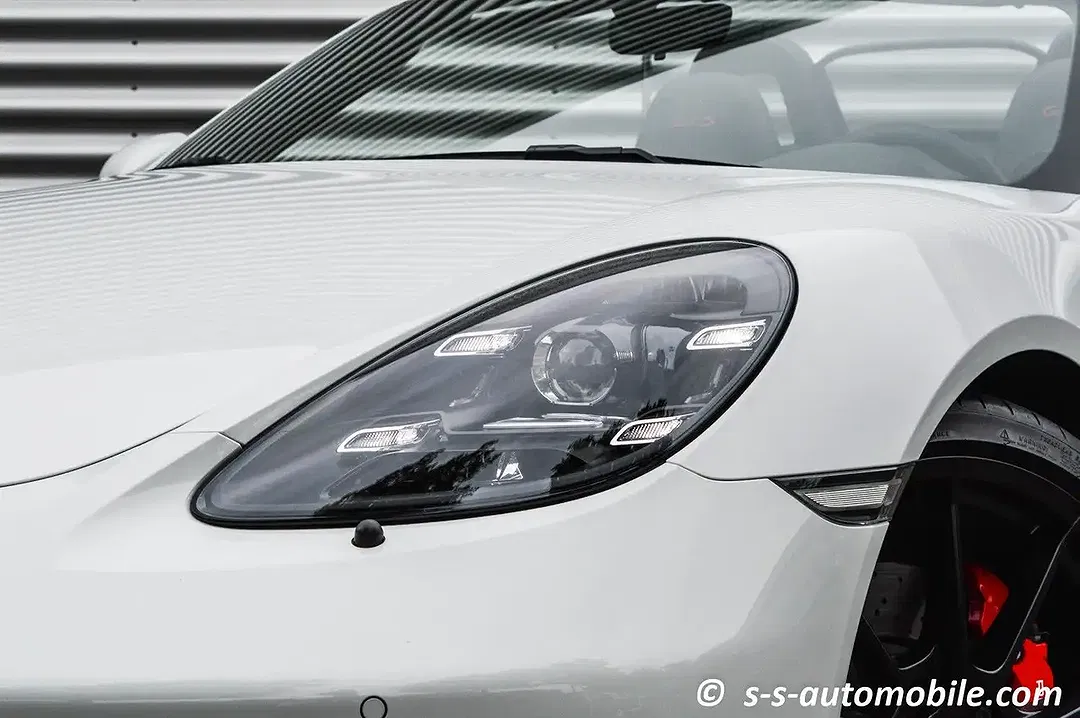 Porsche Boxster 4.0 PDK GTS - foto 2