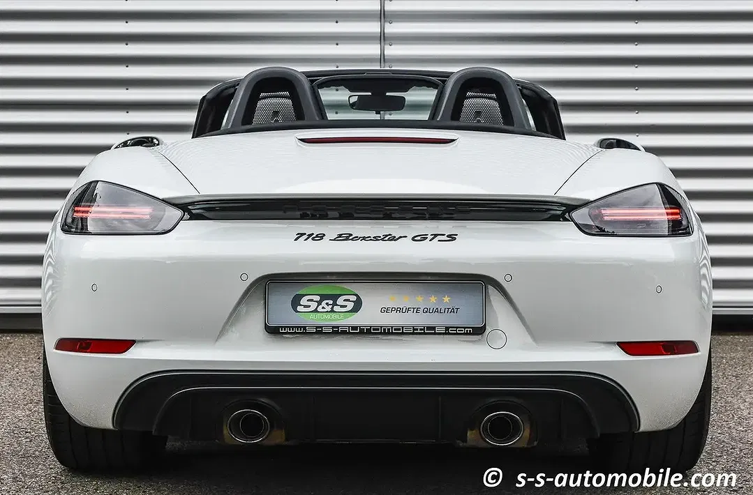 Porsche Boxster 4.0 PDK GTS - Thumbnail 9