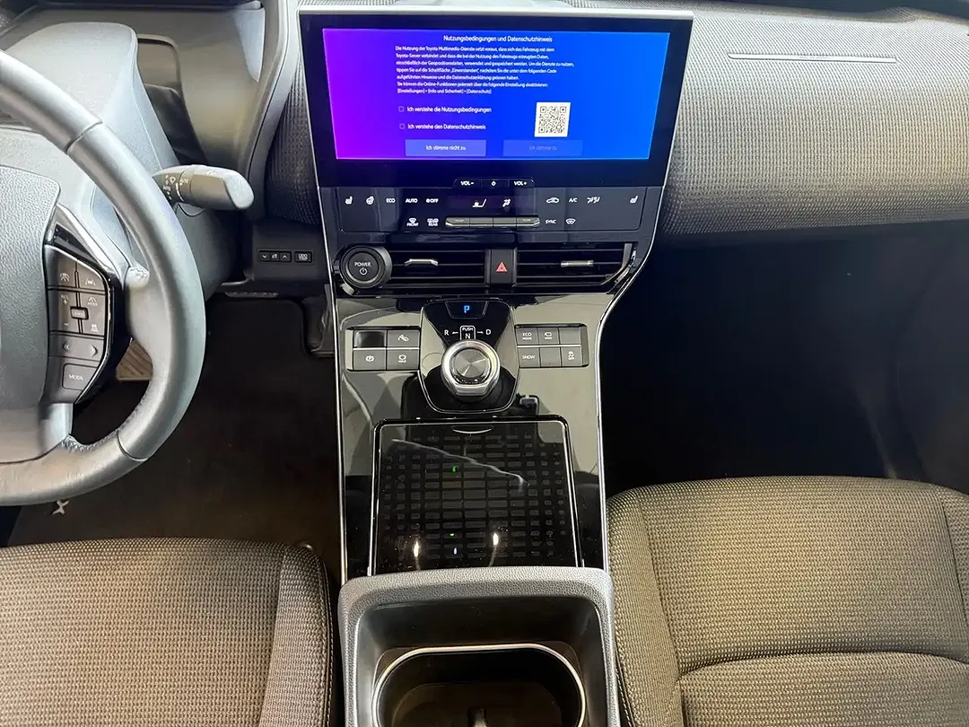 Toyota bZ4X - Thumbnail 12