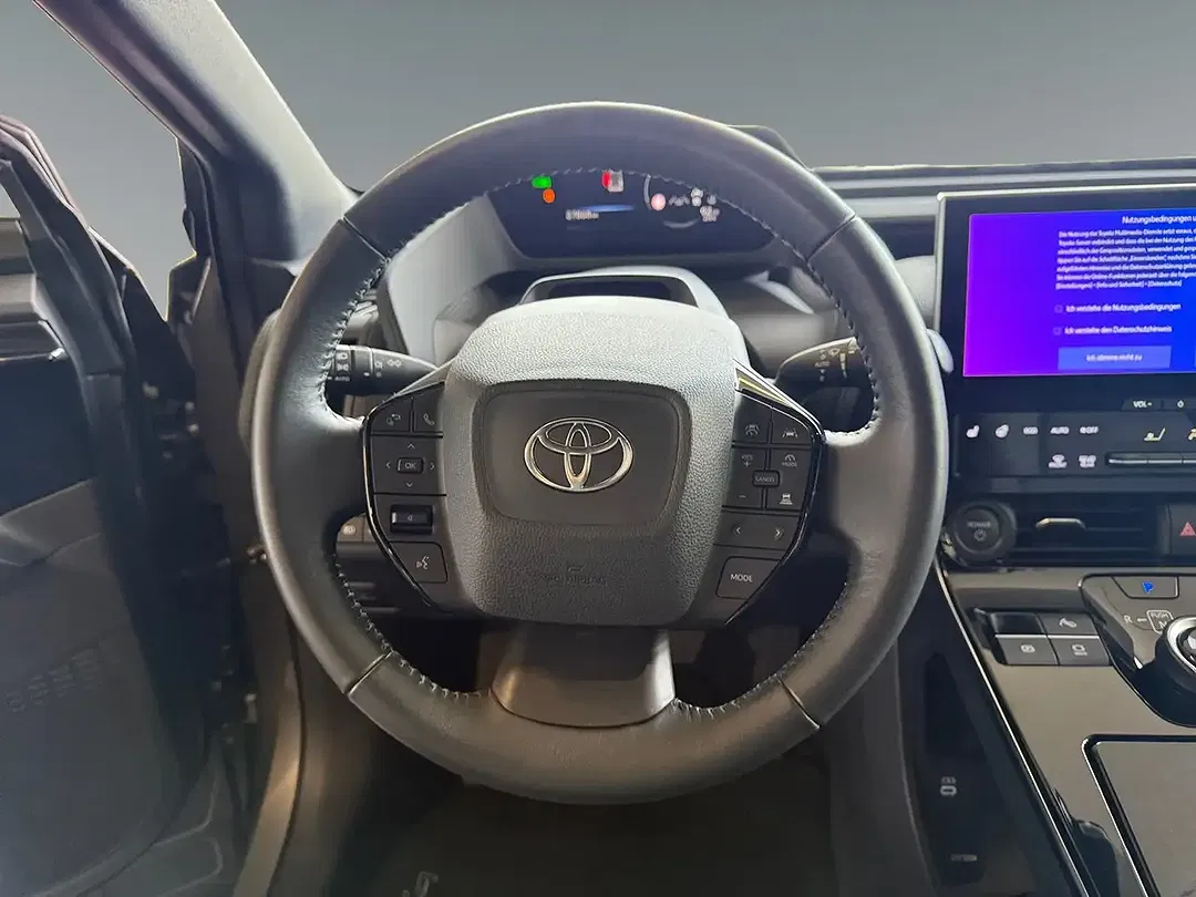 Toyota bZ4X - Thumbnail 13