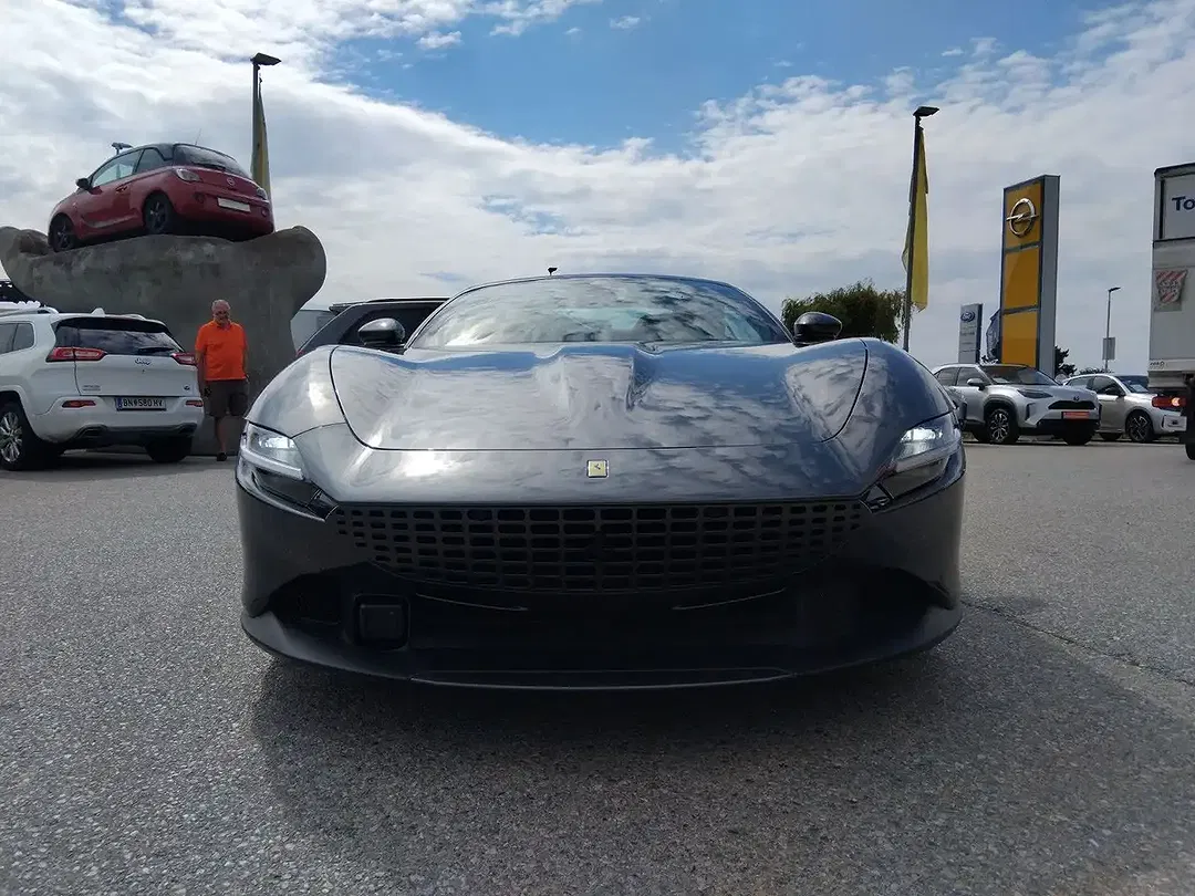 Ferrari Roma Spider - foto 2