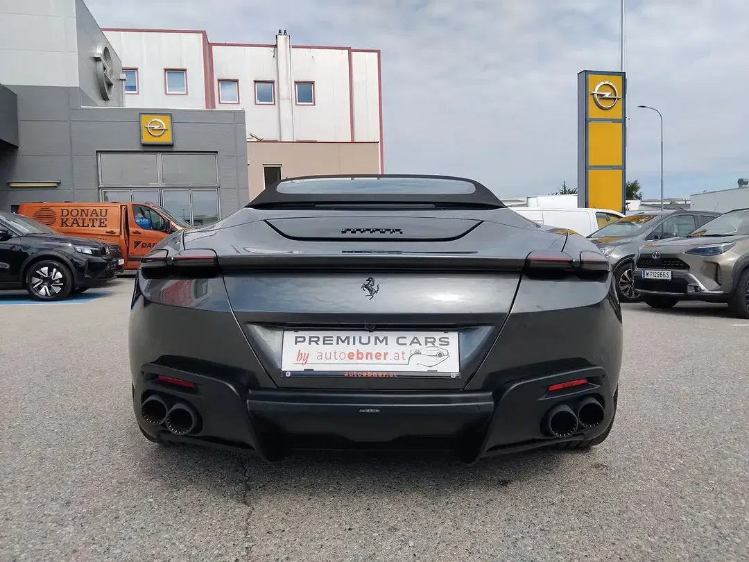 Ferrari Roma Spider - Thumbnail 5