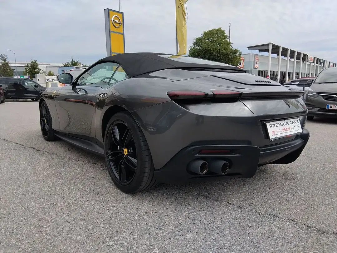 Ferrari Roma Spider - Thumbnail 6