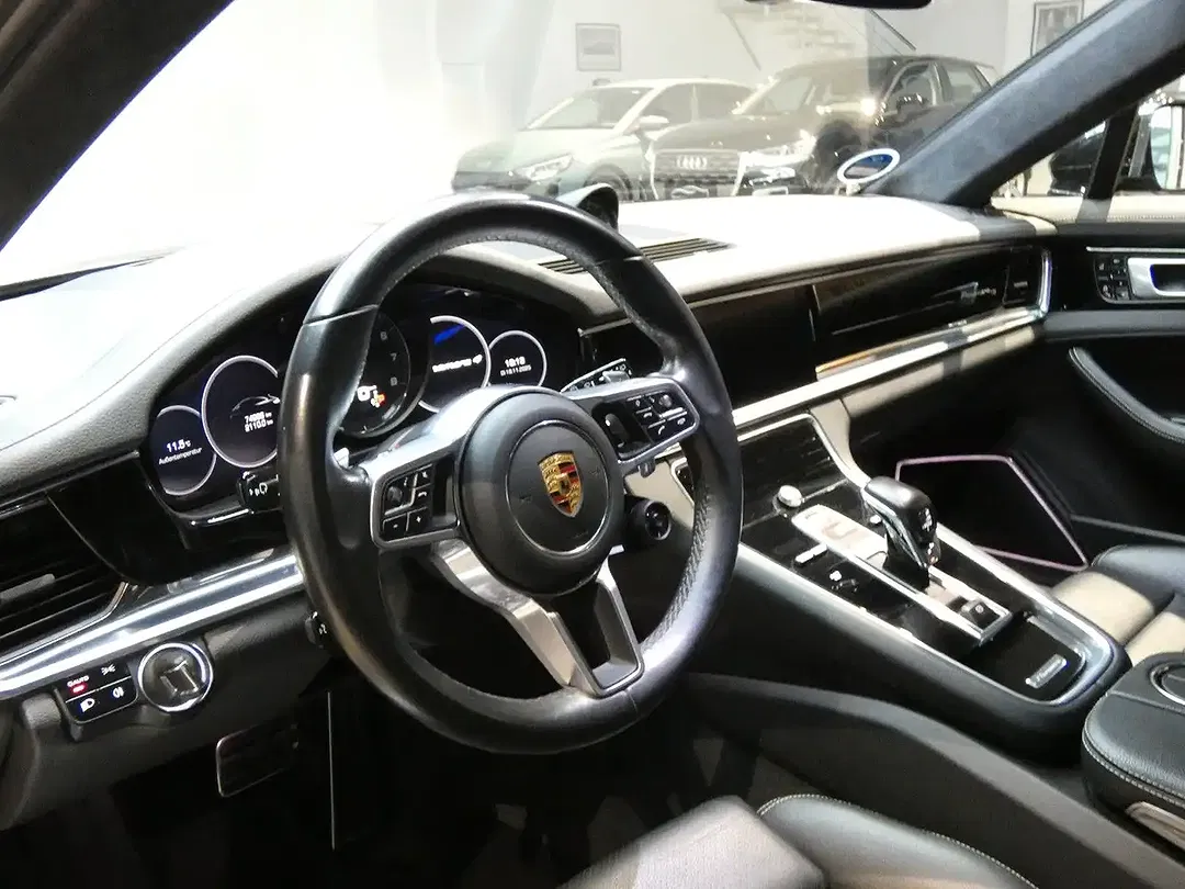 Porsche Panamera E-Hybrid 4 S/T Edition - Thumbnail 10
