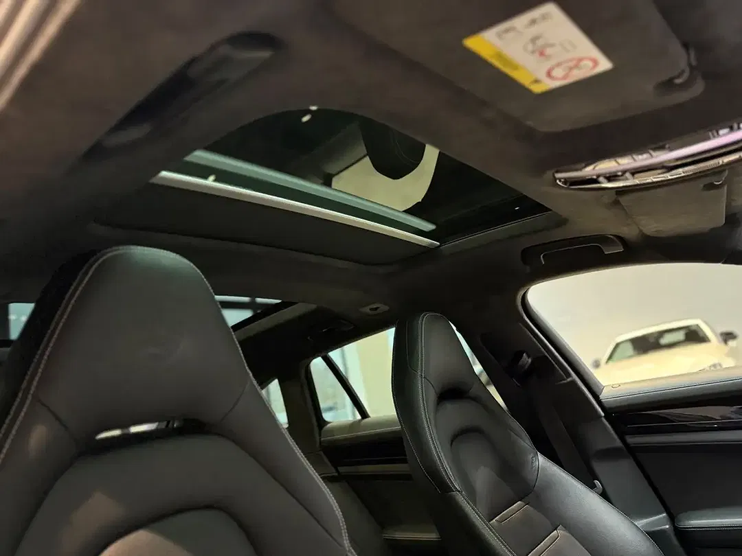 Porsche Panamera E-Hybrid 4 S/T Edition - foto 15