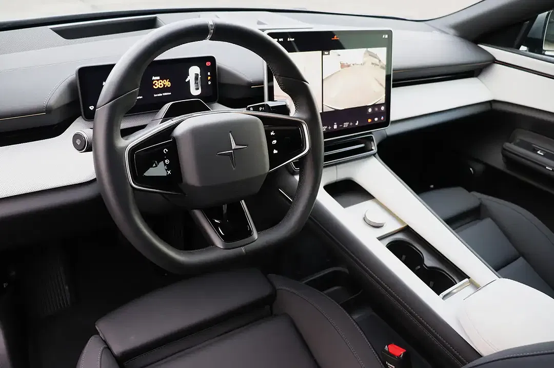 Polestar 4 100 kWh Long Range Dual Motor Pilot Plus - Thumbnail 13