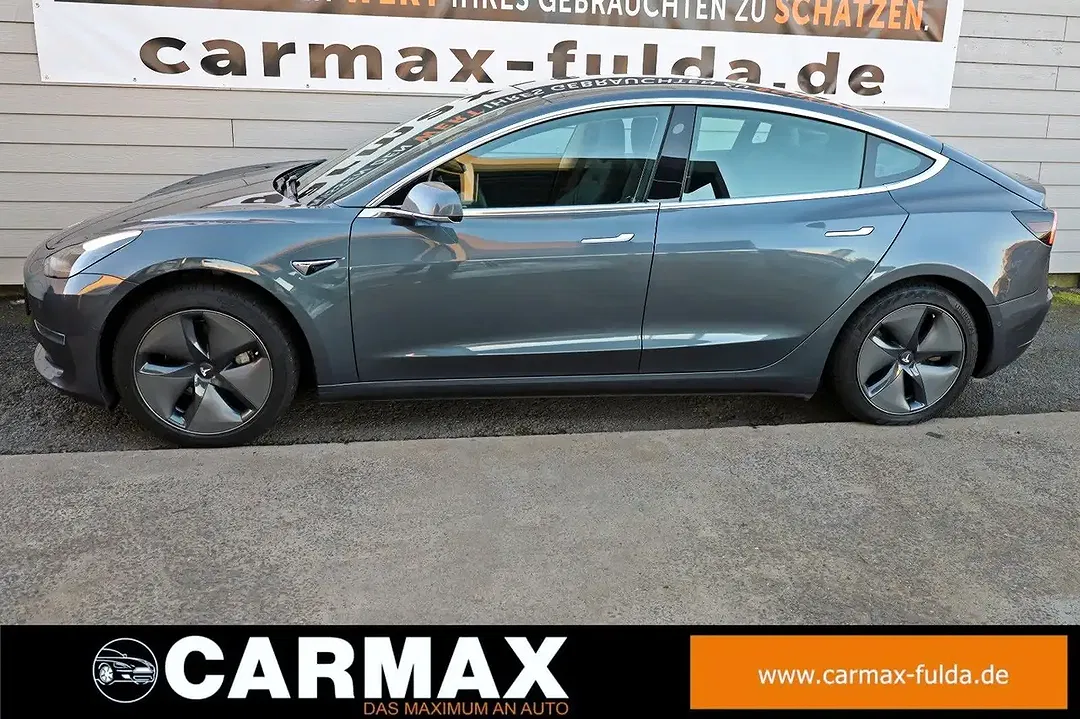 Tesla Model 3 AWD Dual Motor Long Range - Thumbnail 14