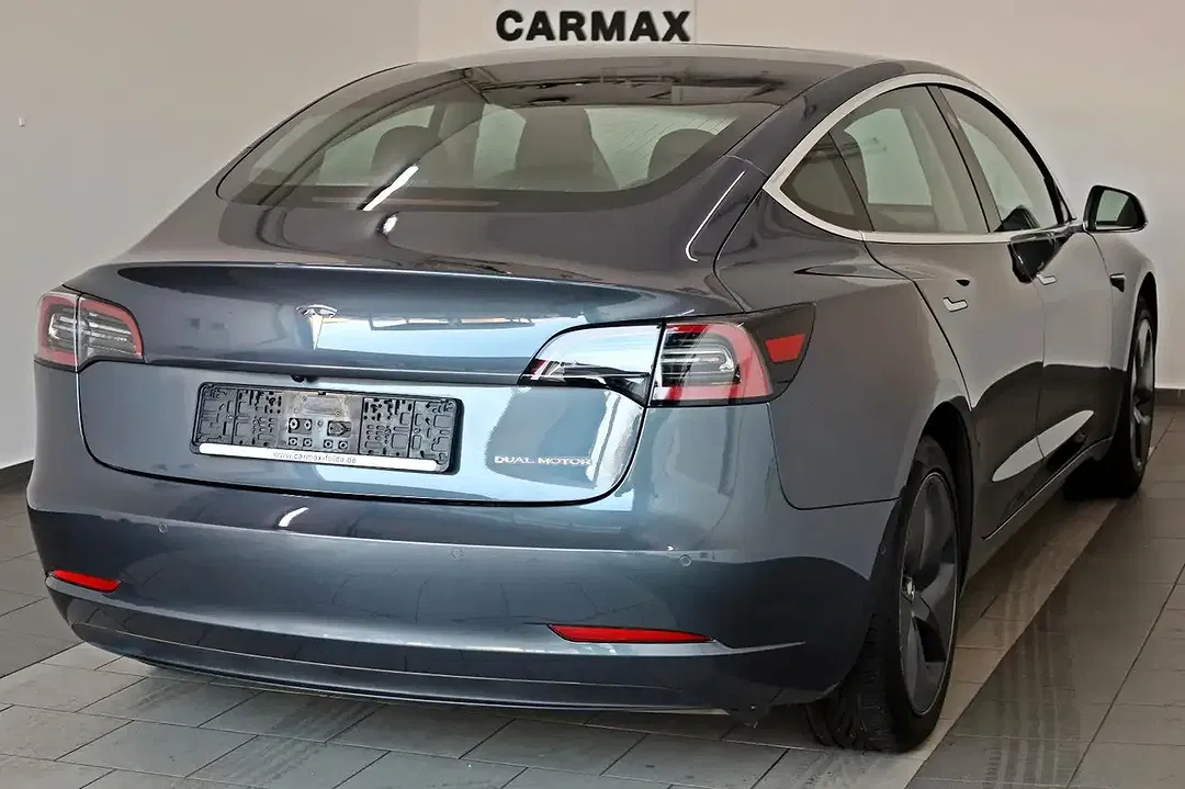 Tesla Model 3 AWD Dual Motor Long Range - foto 2