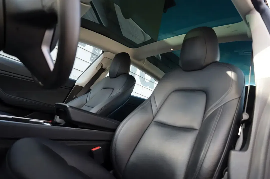 Tesla Model 3 AWD Dual Motor Long Range - Thumbnail 6