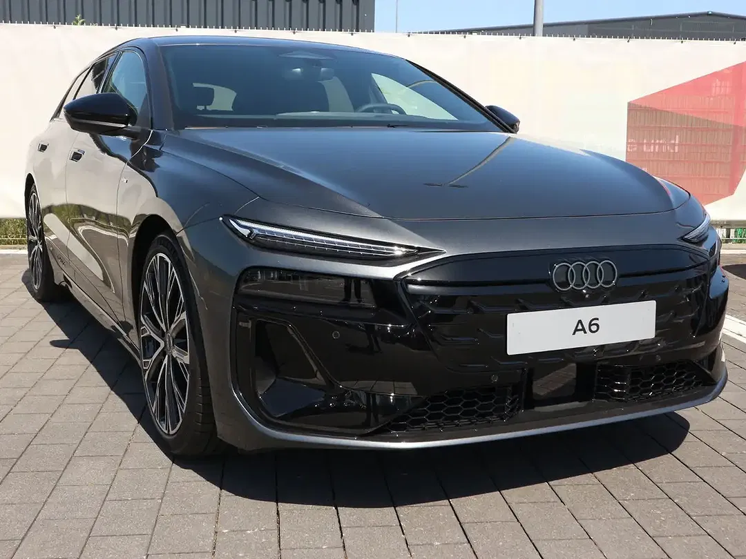 Audi A6 e-tron S line - foto 1