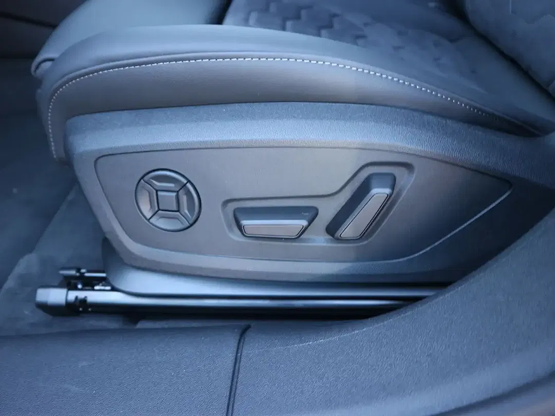 Audi A6 e-tron S line - Thumbnail 7