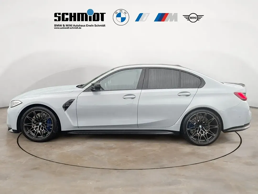 BMW M3 Competition - Thumbnail 3
