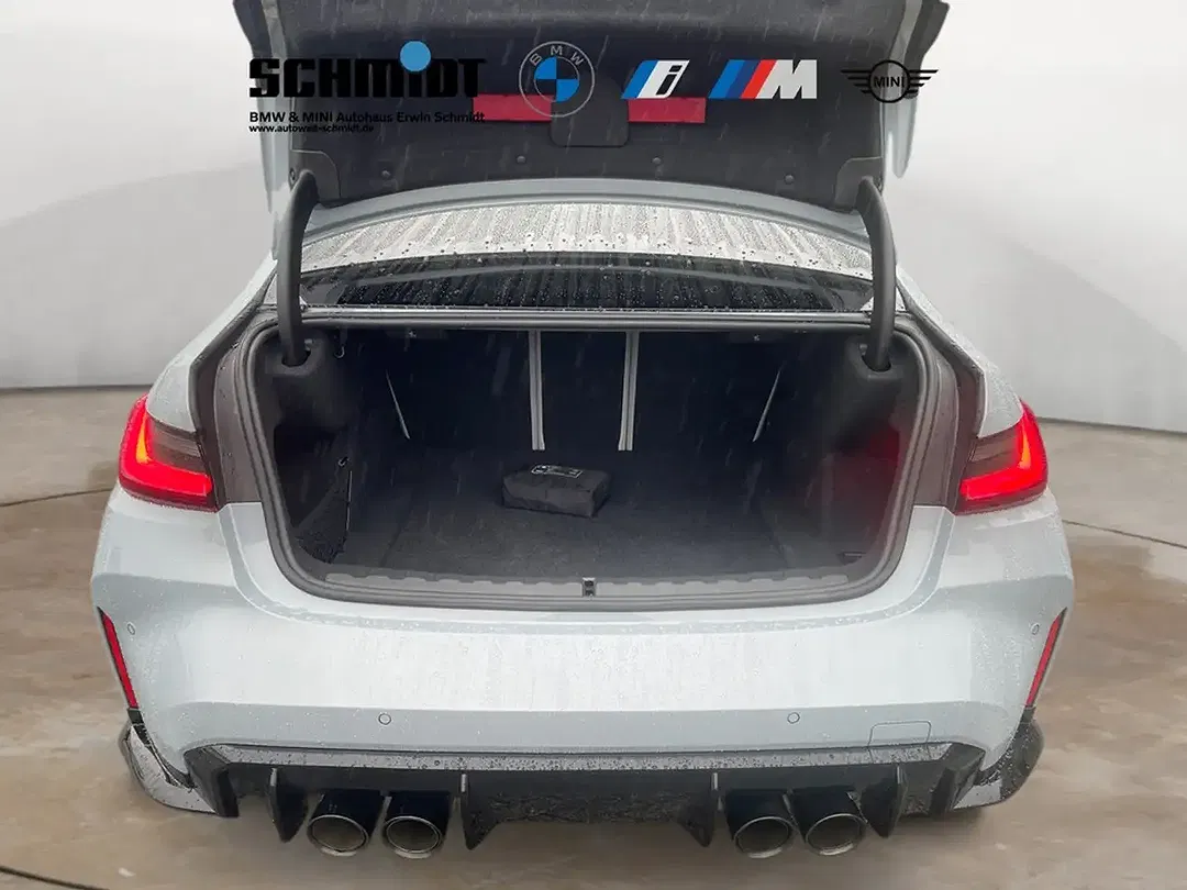 BMW M3 Competition - Thumbnail 5