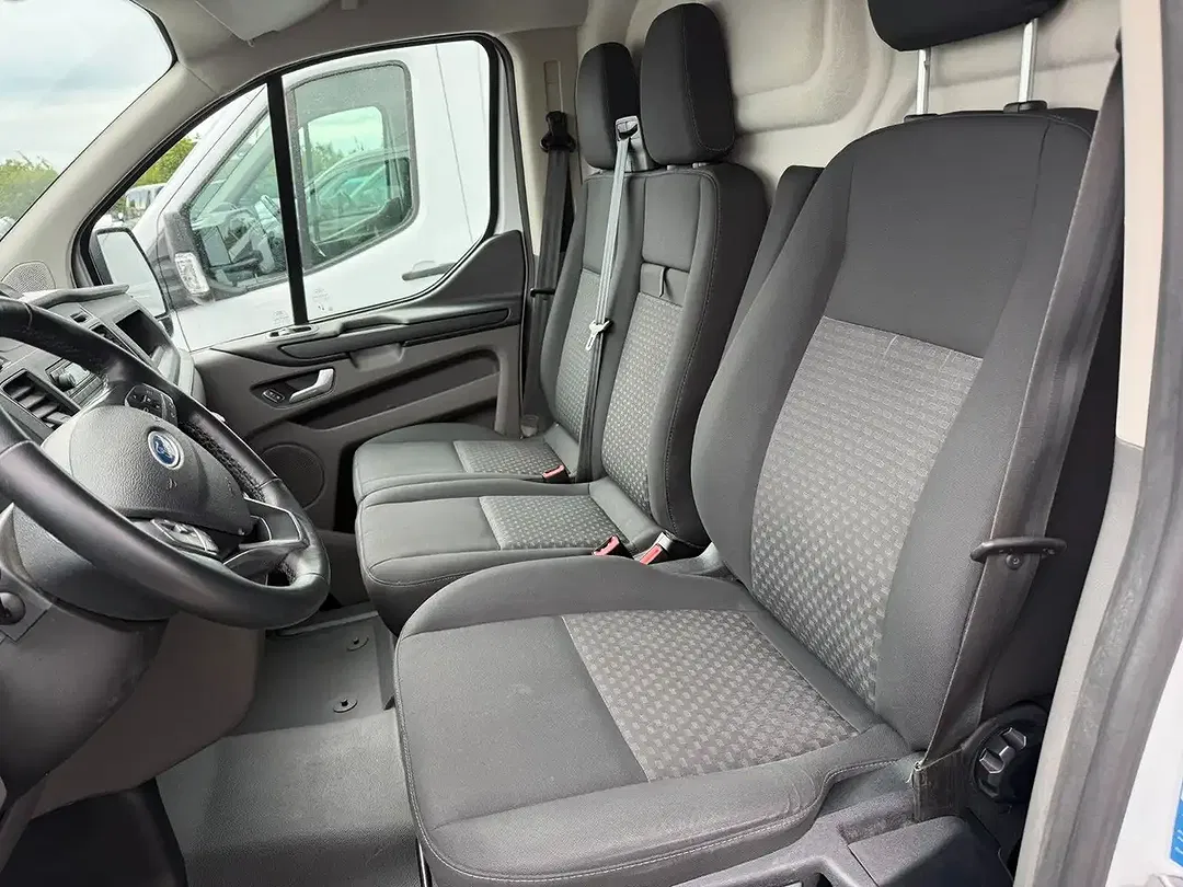 Ford Transit Custom 300 L2 Trend - Thumbnail 9