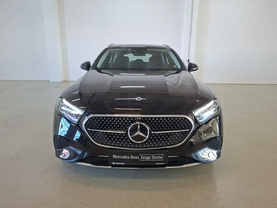 Mercedes-Benz E 300 - Afbeelding 1