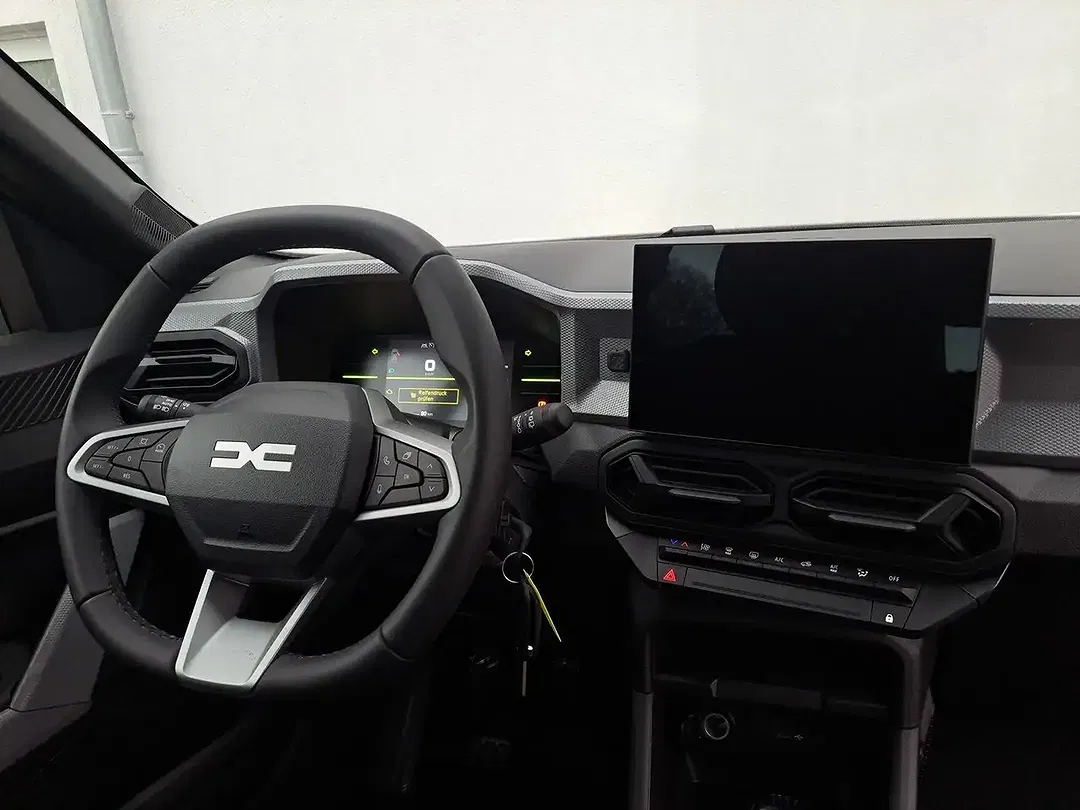 Dacia Bigster TCe MHEV Essential - Thumbnail 14