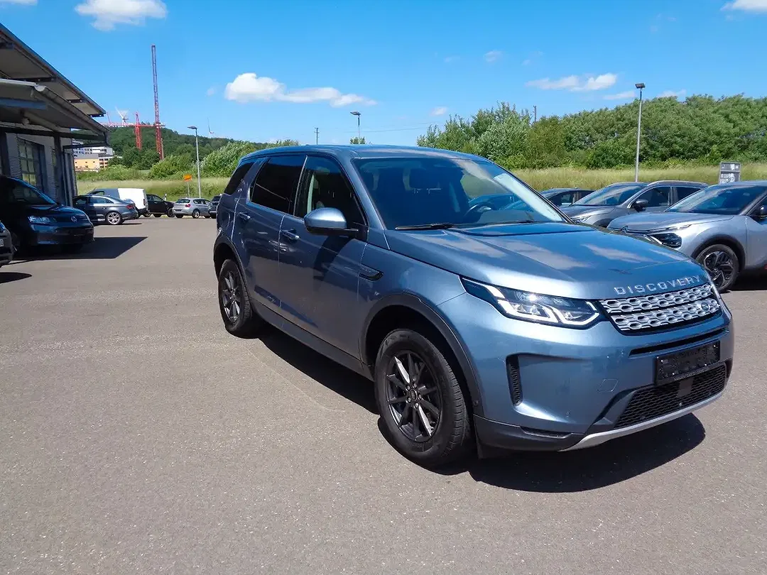 Land Rover Discovery Sport - Thumbnail 3