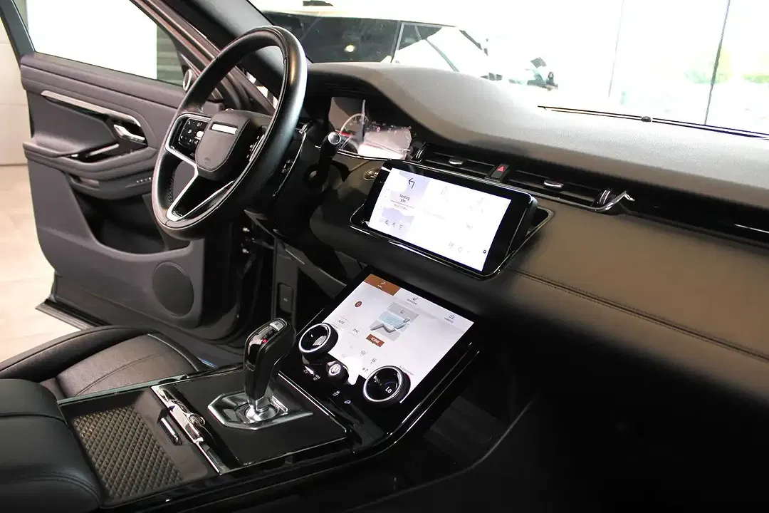 Land Rover Range Rover Evoque R-Dynamic - Thumbnail 6