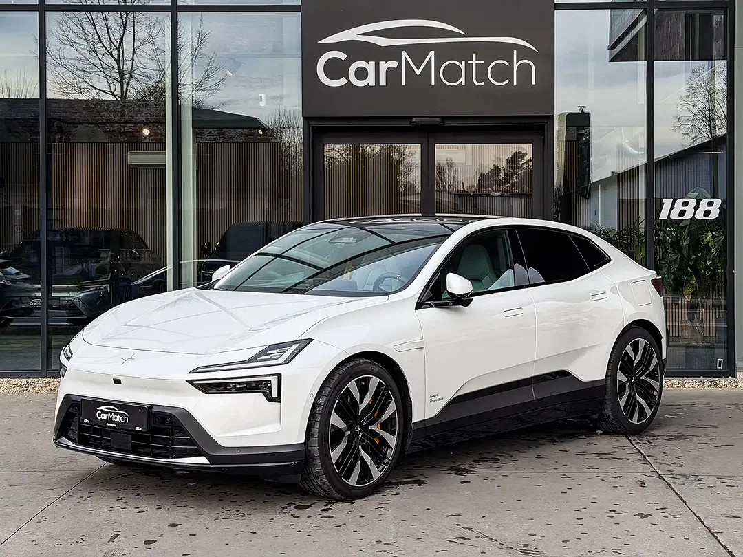 Polestar 4 Performance Plus Pilot - Afbeelding 1