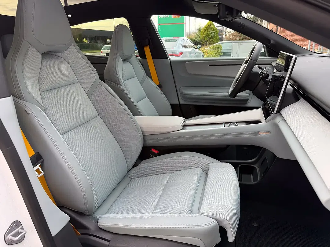 Polestar 4 Performance Plus Pilot - Thumbnail 11