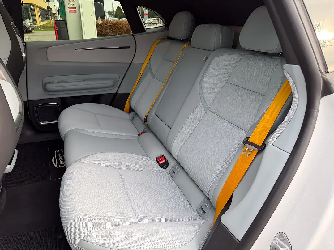 Polestar 4 Performance Plus Pilot - Thumbnail 13