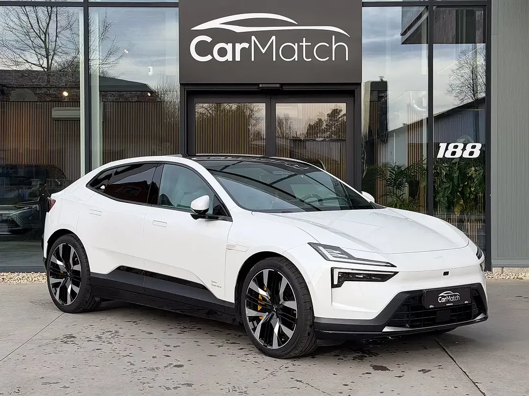 Polestar 4 Performance Plus Pilot - Thumbnail 3