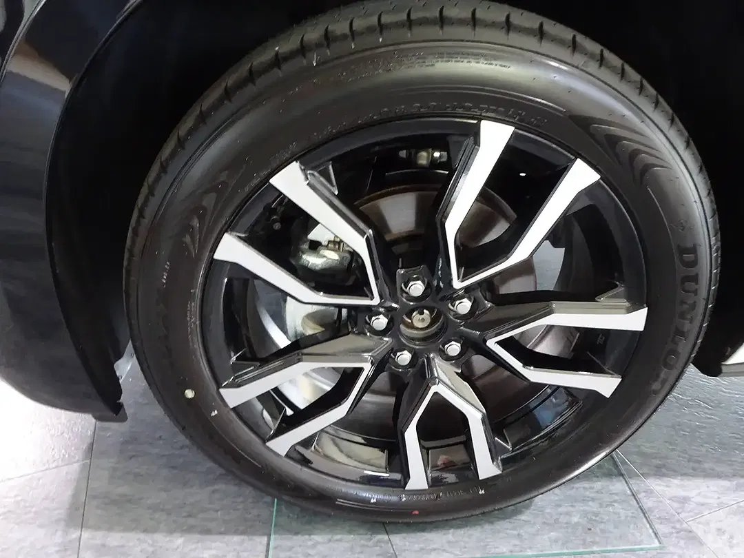 Subaru Solterra AWD Comfort - Thumbnail 4