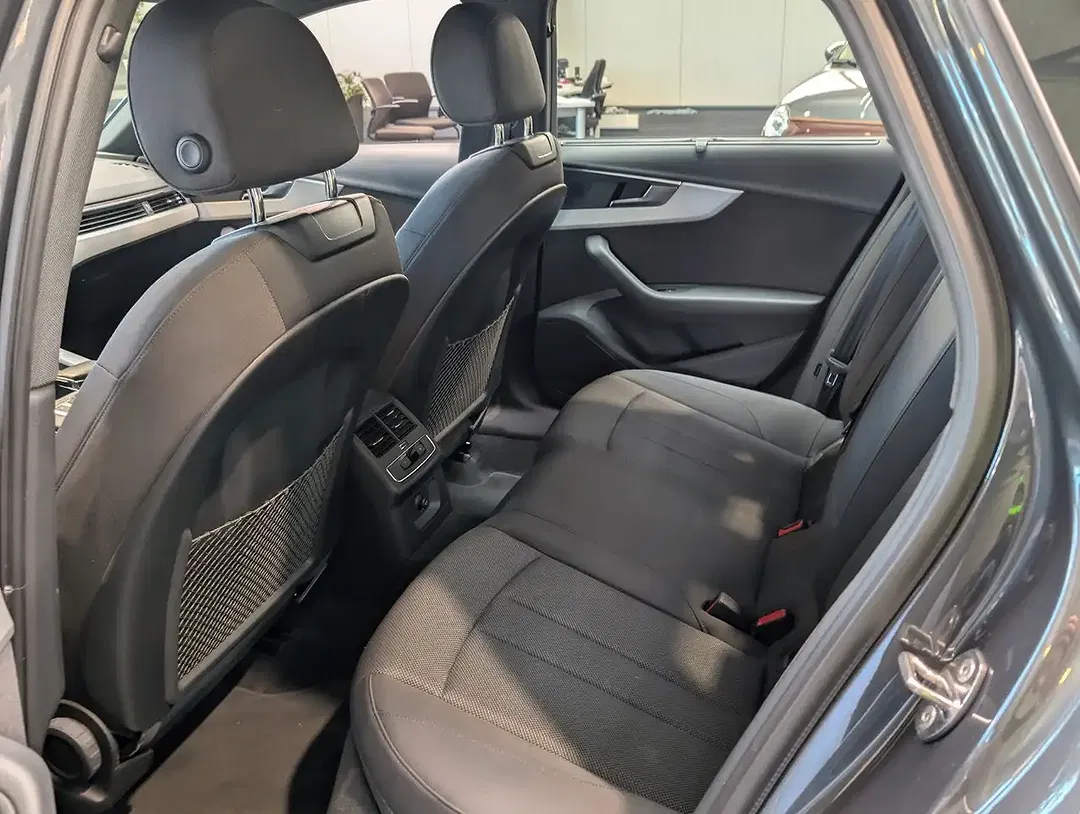Audi A4 40 TDI S tronic advanced - Thumbnail 10