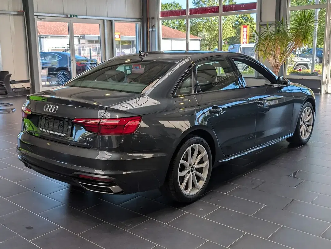 Audi A4 40 TDI S tronic advanced - Thumbnail 4