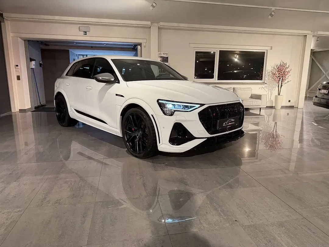 Audi SQ8 e-tron quattro RS - Afbeelding 1